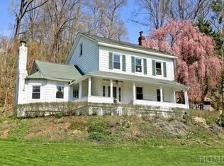 1410 Croton Lake Rd, Yorktown Heights, NY 10598