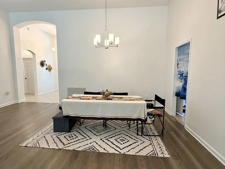 2411 Golfview Dr — Photo 5