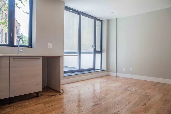 Rented by Next Door Realty NYC | media 23