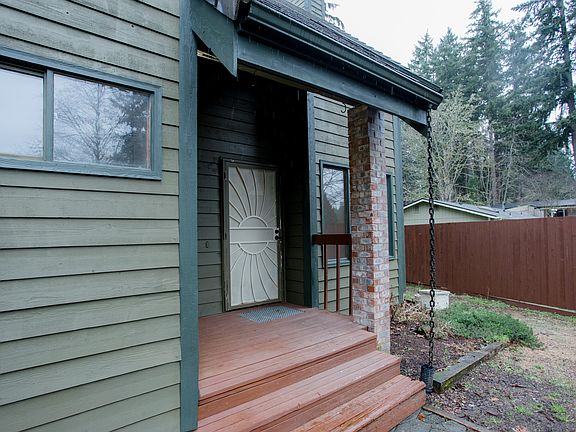 3rd image of 19513 6th Street Ct E