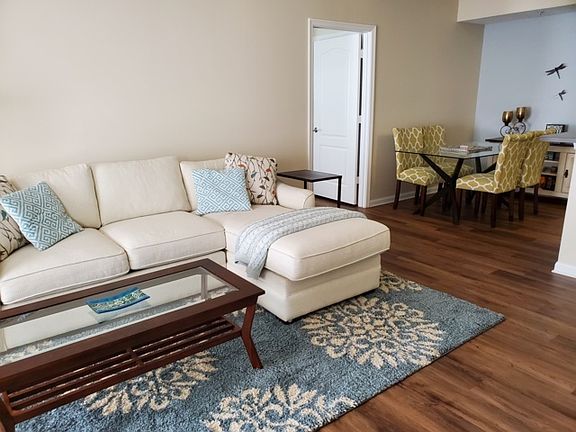 4th image of 5090A Fairways Cir #H303