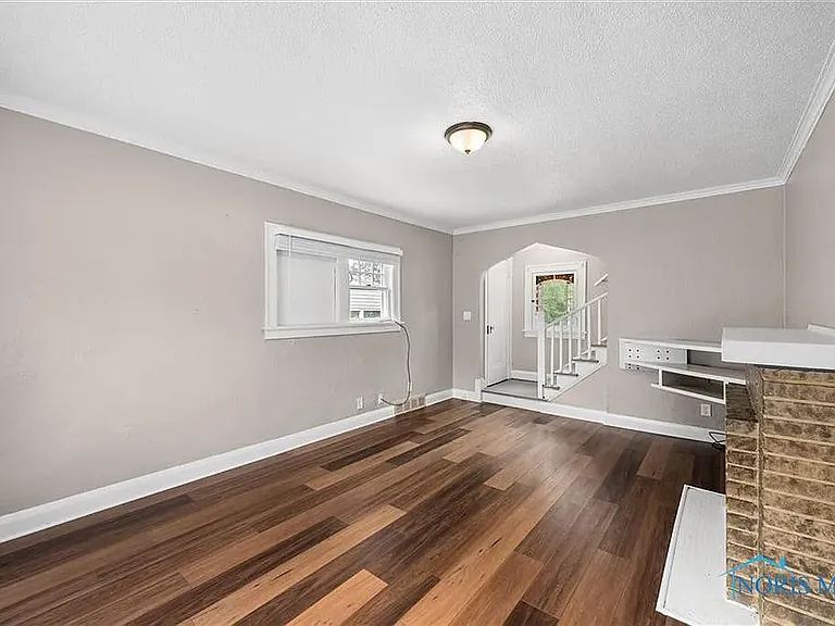 1838 Evansdale Ave — Photo 5