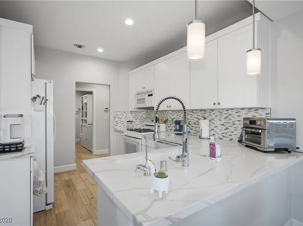 10412 Trenton Pl, Las Vegas, NV 89134