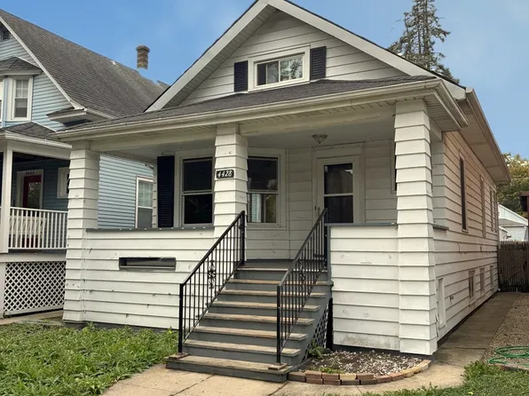 4428 N Springfield Ave, Chicago, IL 60625