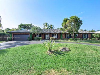 801 W Tropical Way, Plantation, FL, 33317