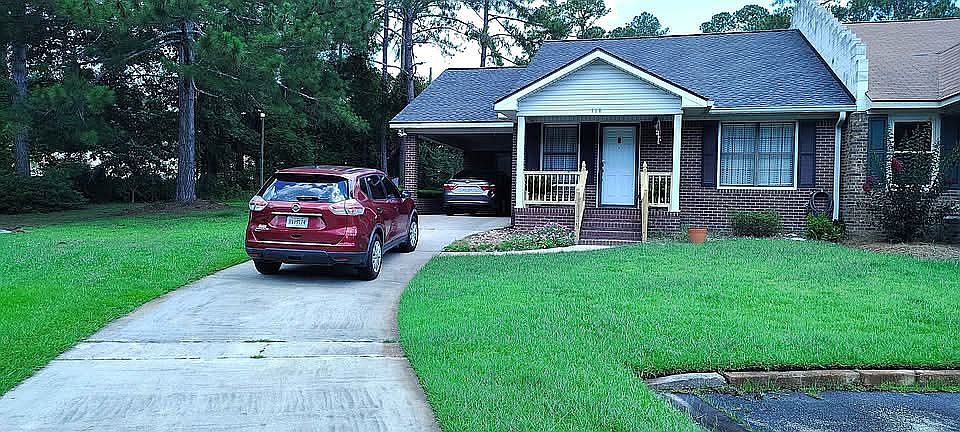 1st image of 118 Southgate Dr