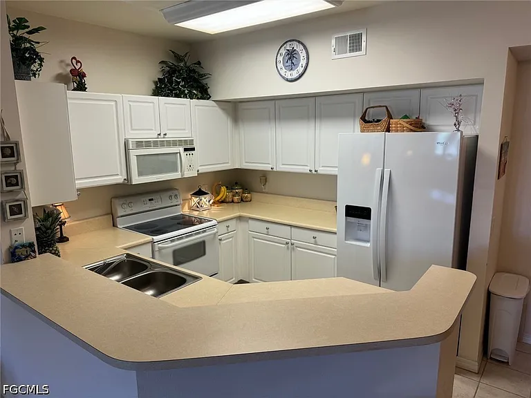 15625 Ocean Walk Cir #202 — Photo 10