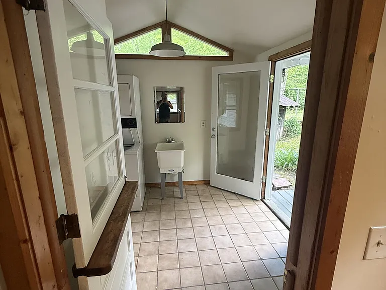 71 Emily Dr — Photo 5