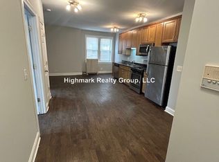4554 W George St #1A, Chicago, IL 60641