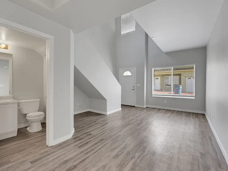 496 Baby Eagle St — Photo 3