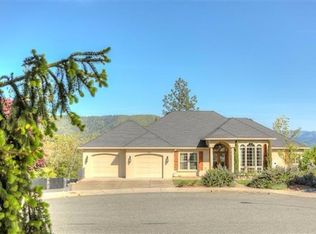 1113 Laurelridge Pl, Grants Pass, OR 97526