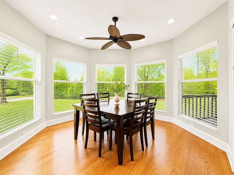 501 Abbey Ridge Ct — Photo 8
