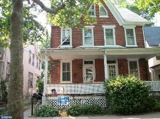 79 7th St, Salem, NJ 08079