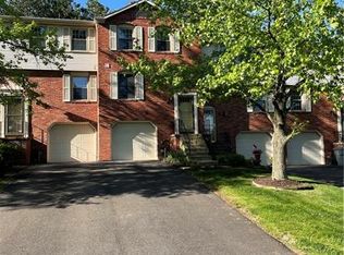 261 Scott Ln, Venetia, PA