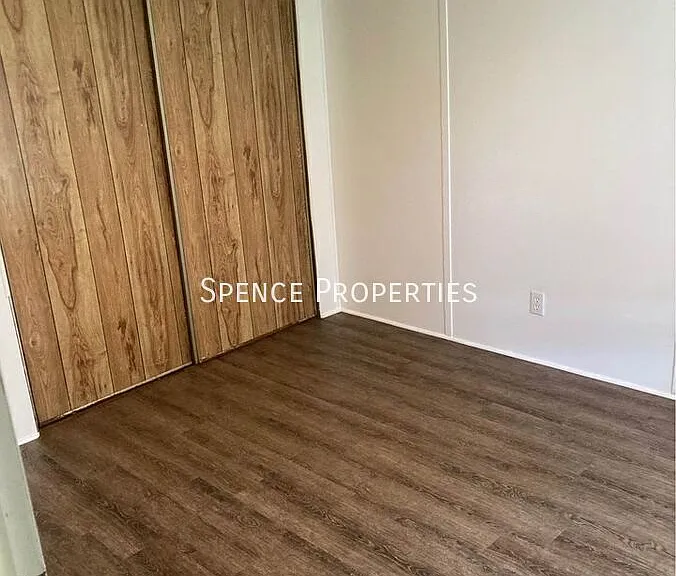 1726 Eagle Bay Ln — Photo 4