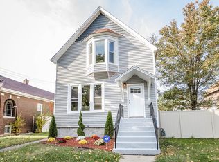 12252 Artesian Ave, Blue Island, IL 60406