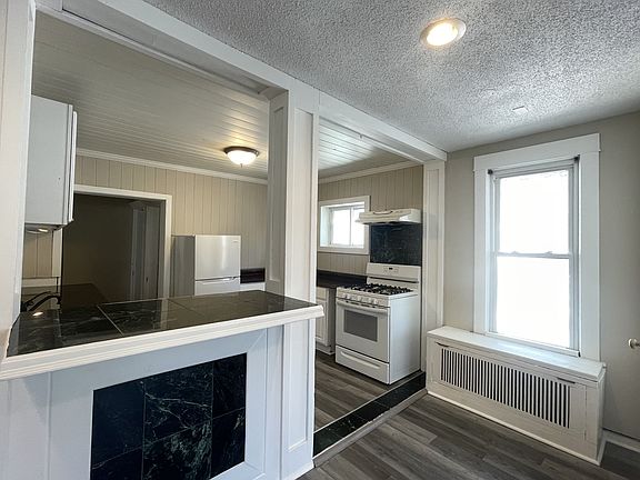 4th image of 3113 Holmes Ave S #3