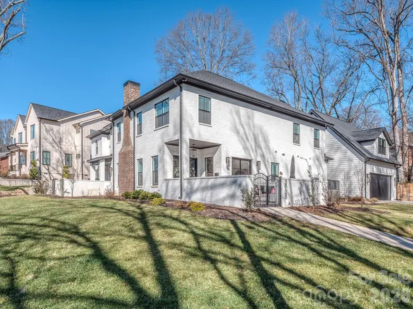 3908 Hough Rd, Charlotte, NC 28209