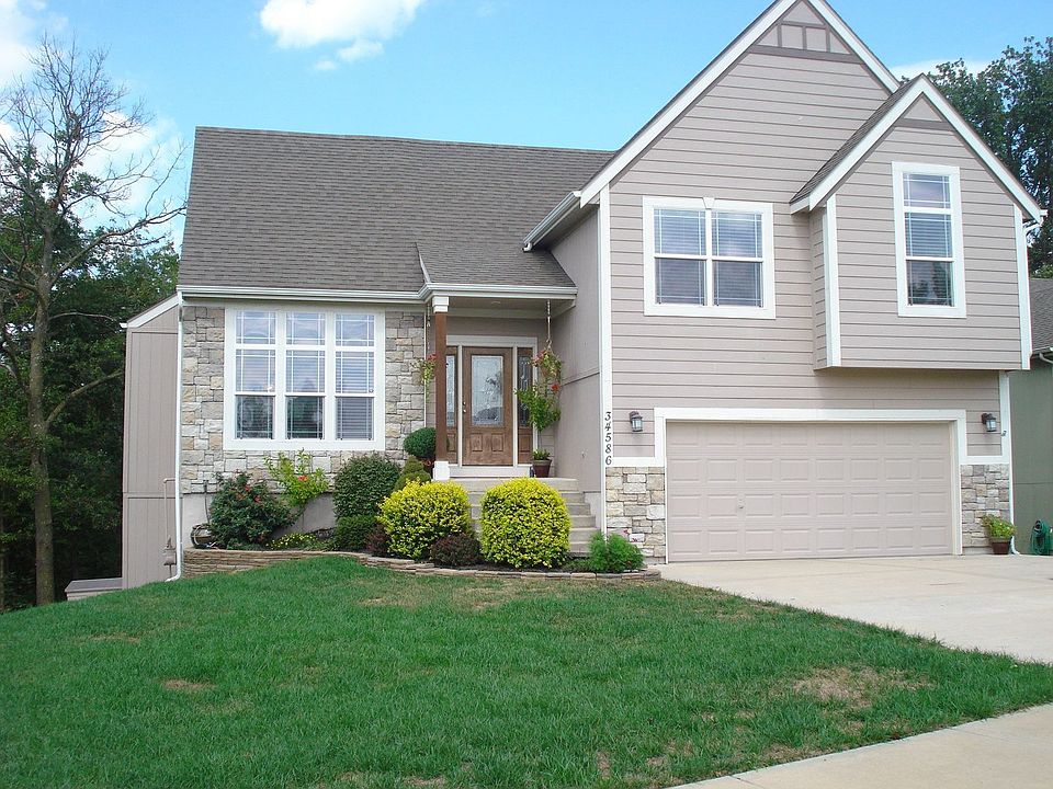Front view of home!