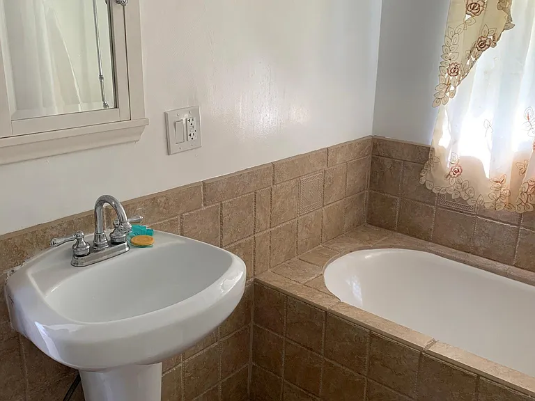 428 S Chicago St — Photo 10