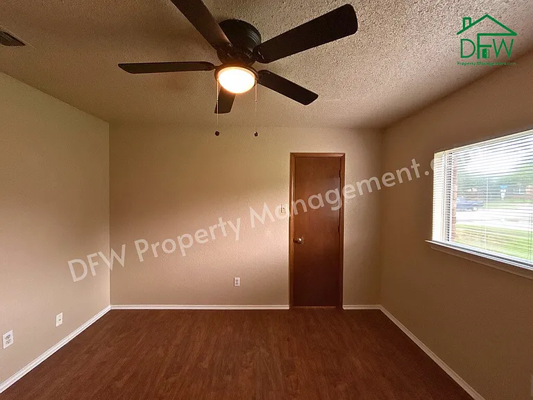 2412 Amber Hill Ln — Photo 66
