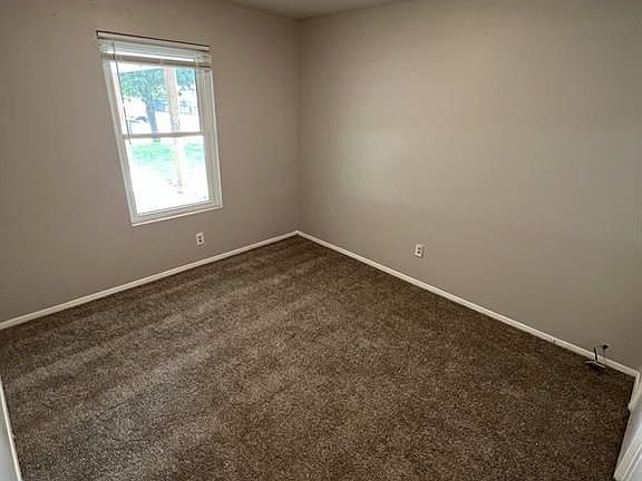 4th image of 2203 Bunker Hill Ct