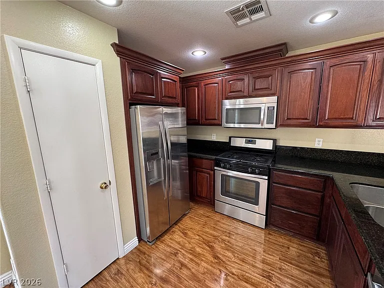 5033 Rustic Charm Ct — Photo 6