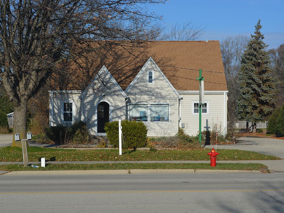 1st image of 16040 W National Ave