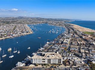 310 Fernando St APT 410, Newport Beach, CA 92661