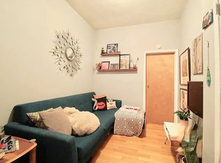 320 Powers St APT 1R, Brooklyn, NY 11211