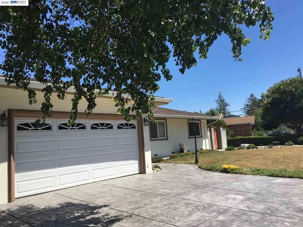 7513 Donohue Dr, Dublin, CA 94568