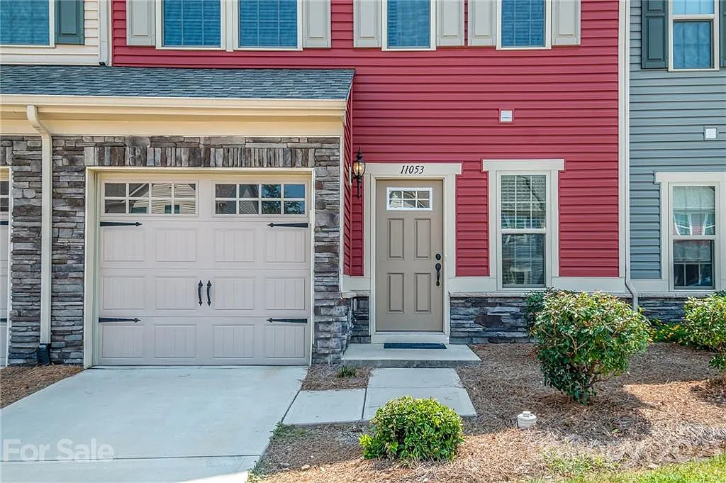 11053 Telegraph Rd NW — Photo 2