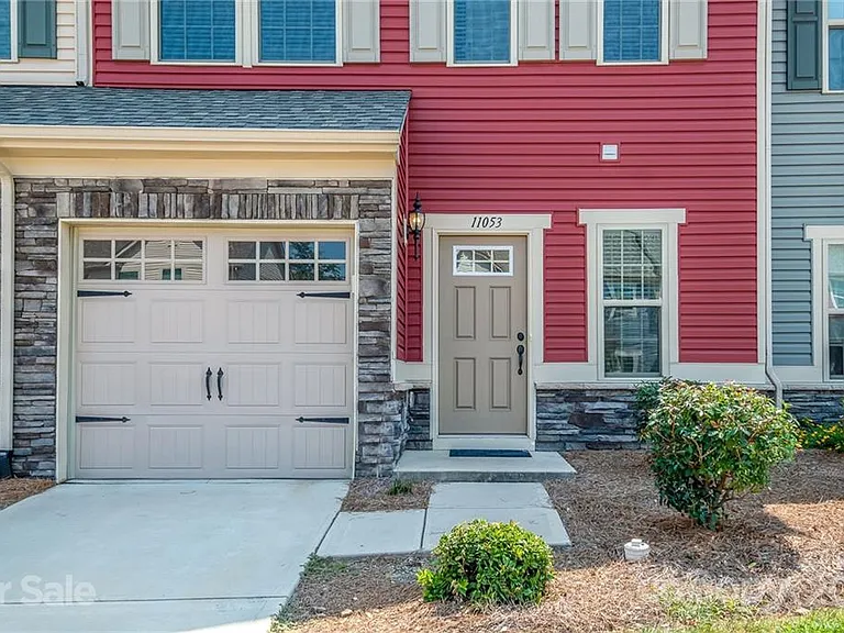 11053 Telegraph Rd NW — Photo 2