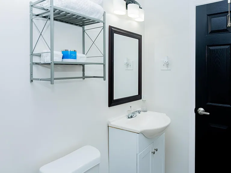 240 W Lake Dr NW — Photo 23