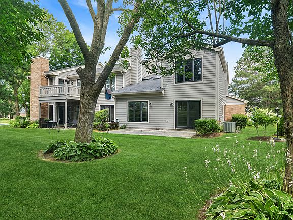 3rd image of 1422 James Ct