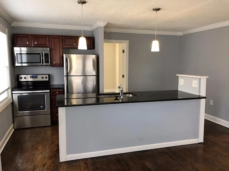 3361 Orion Ave — Photo 2