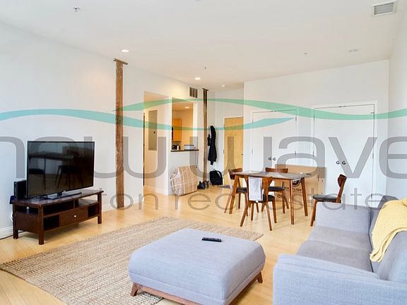 2nd image of 102 Queensberry St #17