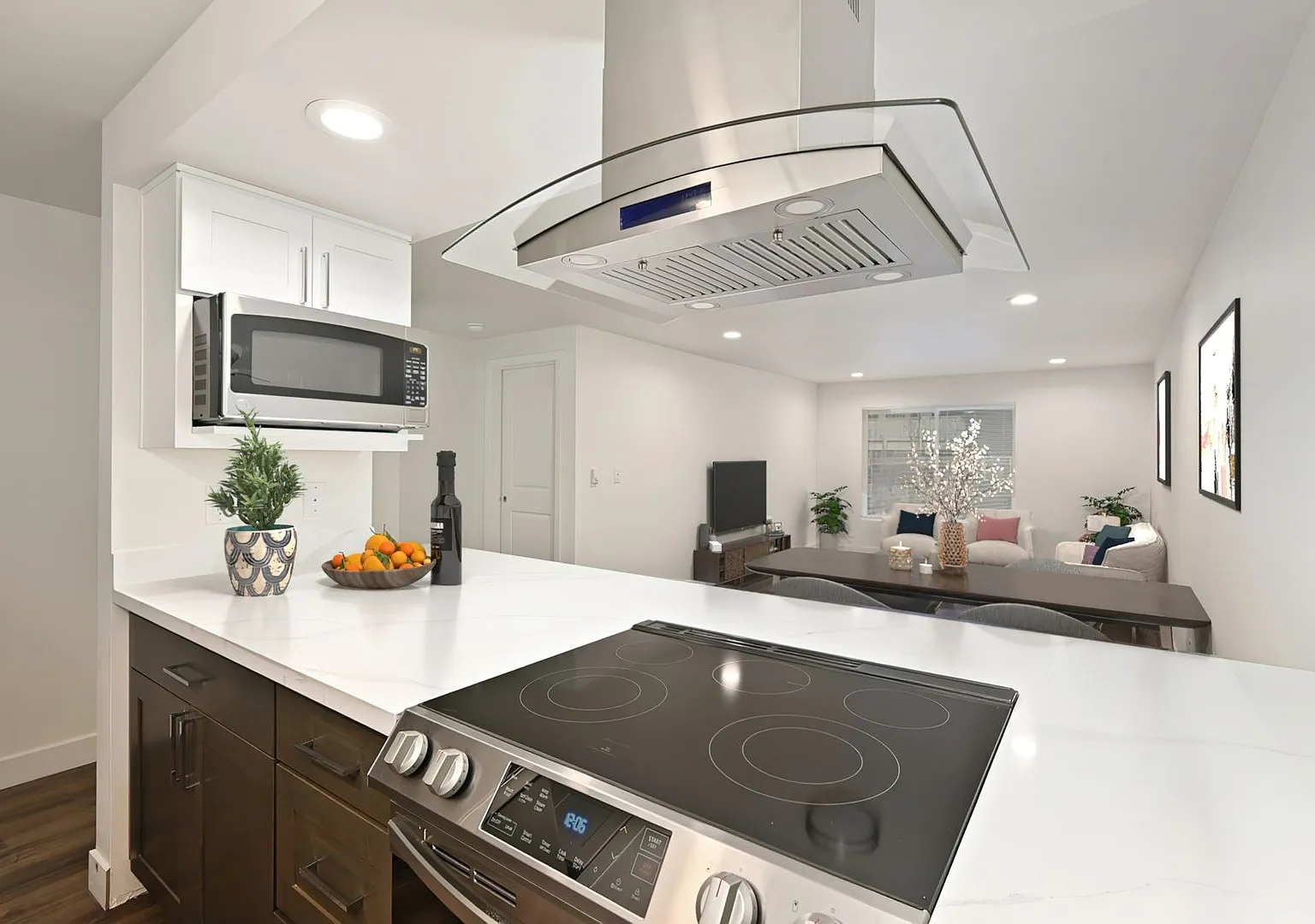 Maple Leaf Residences — Photo 3