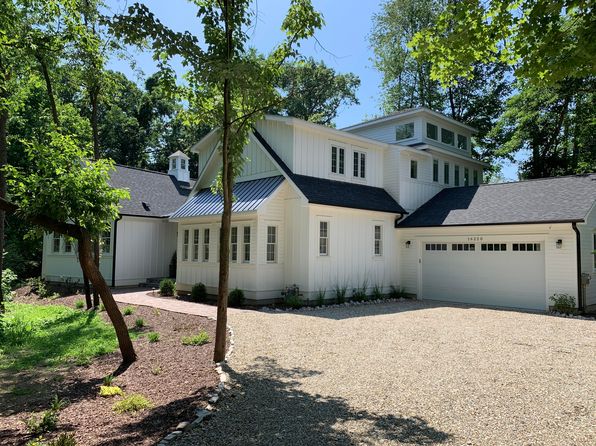 16220 Stones Throw Ln, Union Pier, MI 49129