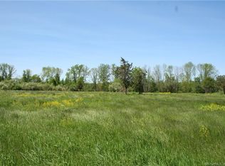 156 Pautipaug Hill Rd, Baltic, CT 06330