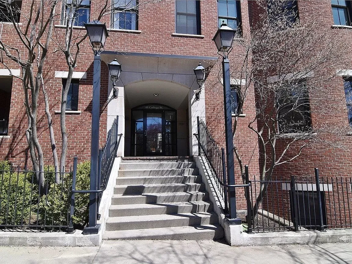 1 bed, 1000 sqft, $2,700 — Photo 2