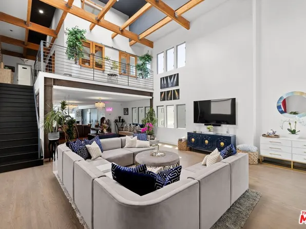 2014 Pacific Ave, Venice, CA 90291