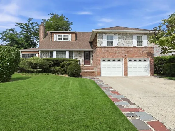 288 Brower Avenue, Rockville Centre, NY 11570