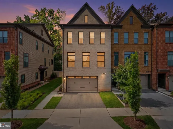 12277 Sweet Willow Ln, Fairfax, VA 22030