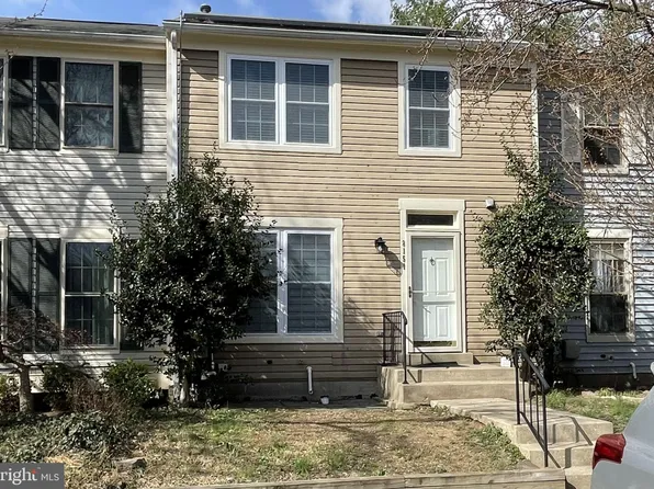 8151 Crabapple Ln, Gaithersburg, MD 20879