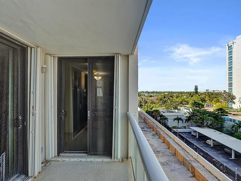 1000 S Ocean Blvd #6M — Photo 30