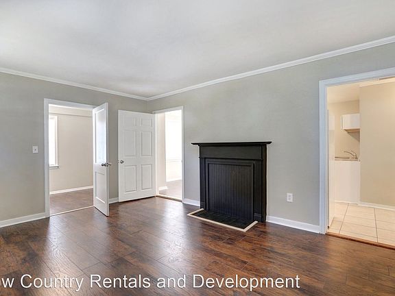 2nd image of 2215 Greenwood St