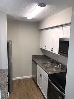 Oak Terrace Apartments — Photo 15