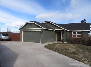 425 NE Spruce Ct, Redmond, OR 97756