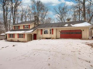 8365 Tower Rd, South Lyon, MI 48178